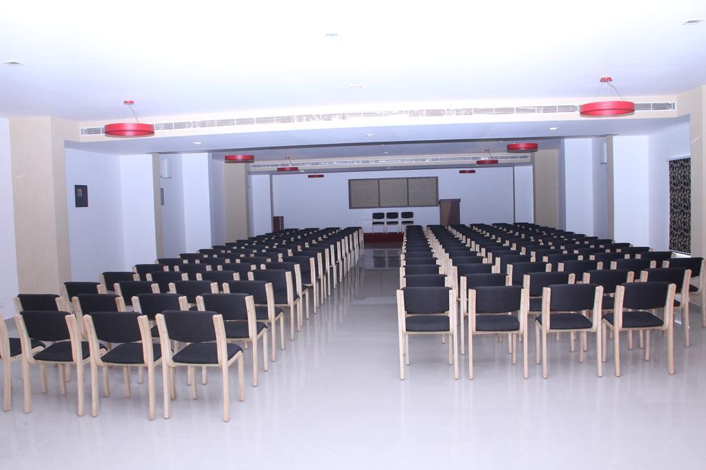Hotel Hills Park Pathanāmthitta Dış mekan fotoğraf