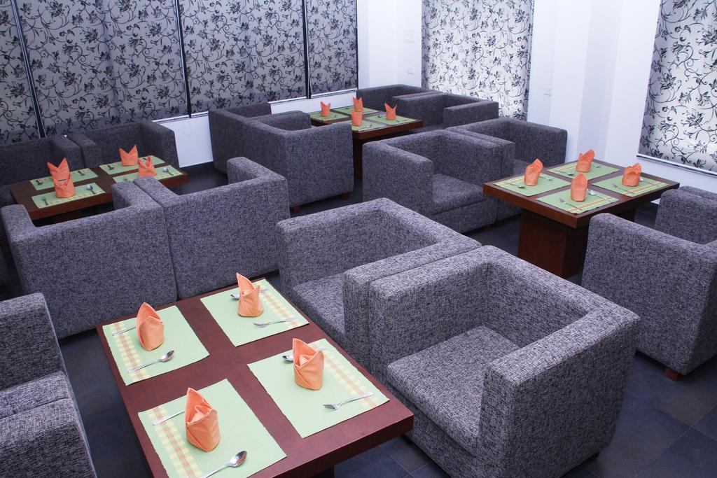 Hotel Hills Park Pathanāmthitta Dış mekan fotoğraf