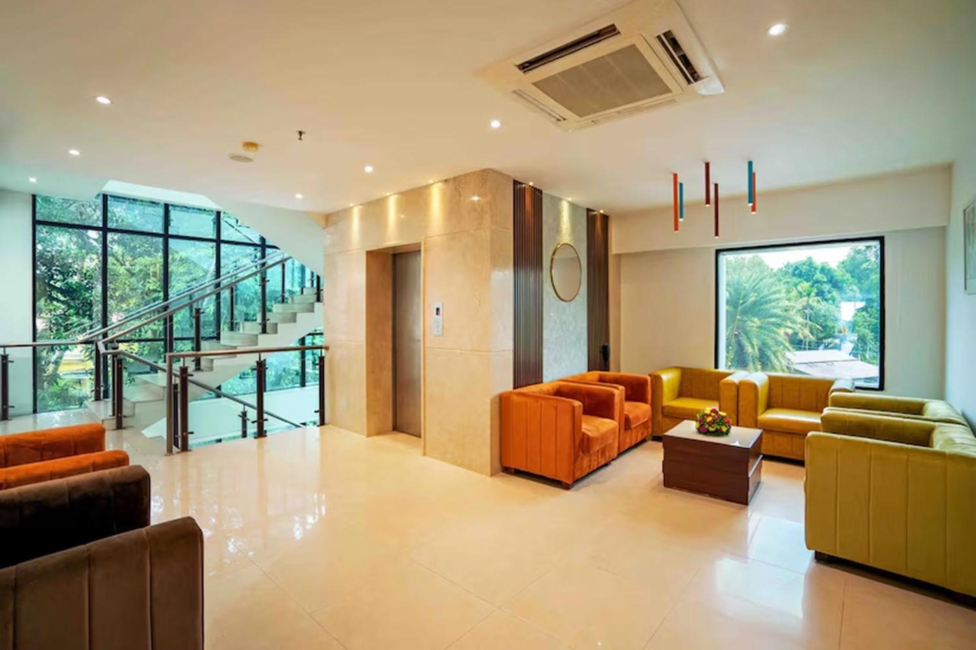 Hotel Hills Park Pathanāmthitta Dış mekan fotoğraf