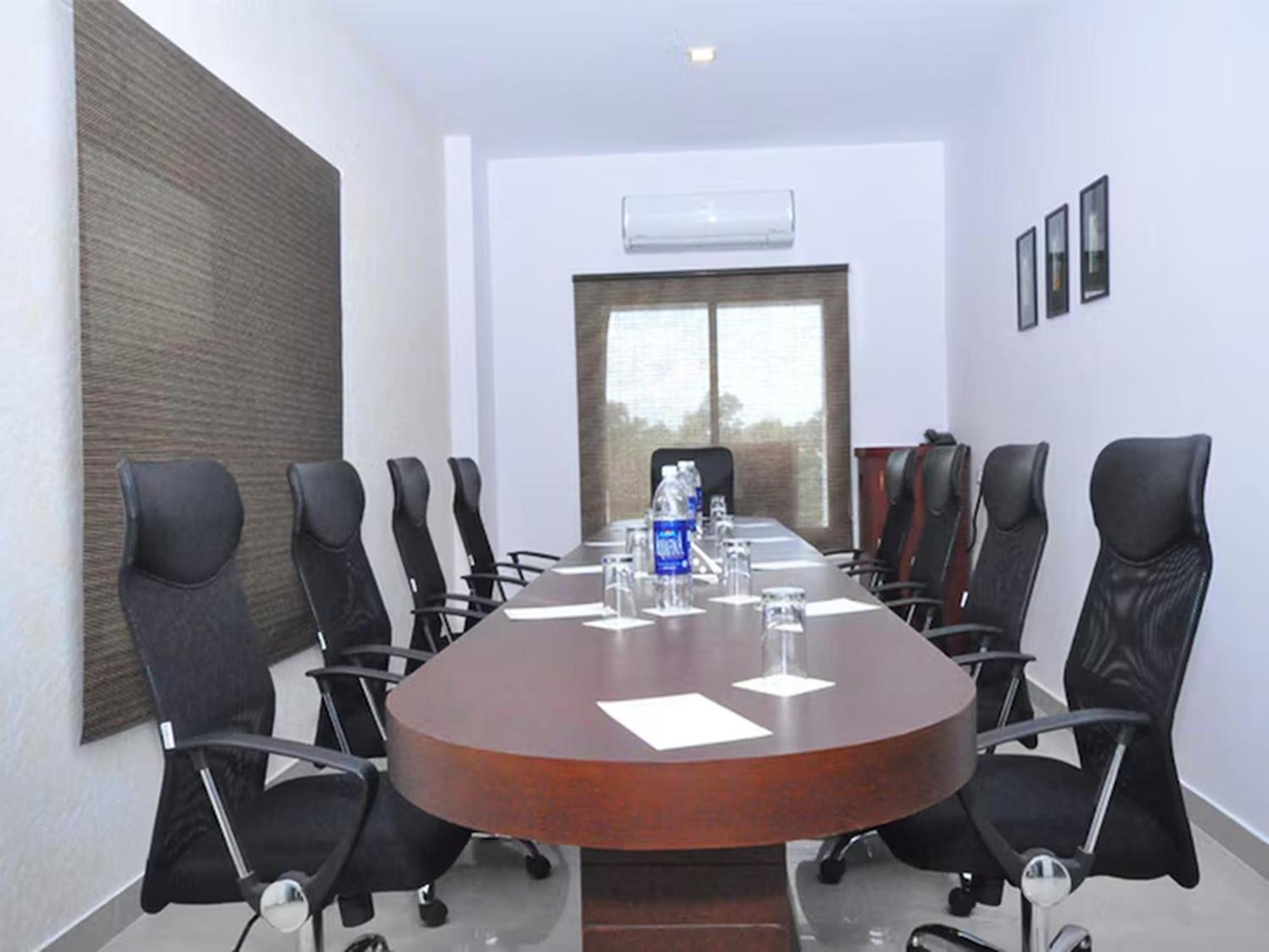 Hotel Hills Park Pathanāmthitta Dış mekan fotoğraf